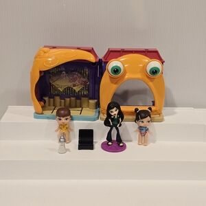 Bratz Itsy Bitsy City Fish Shack and Mini Figure Set
